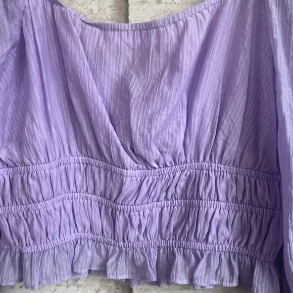 Astr Irwin Bustier Lilac Women's Smocked Crepe Long Puff Sleeve Top Sz M Pastel - Picture 10 of 14
